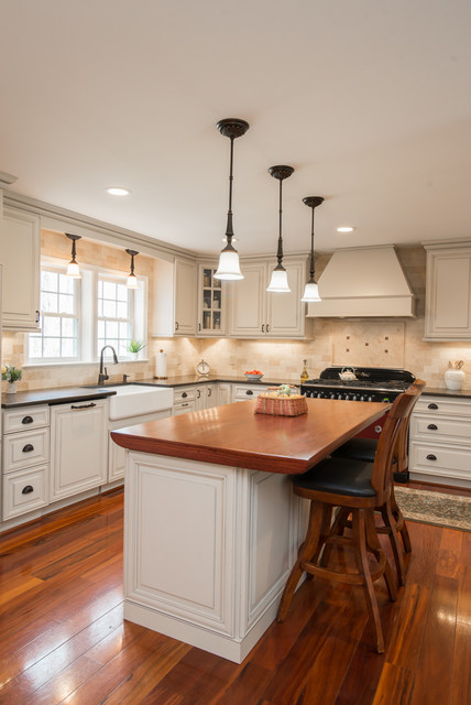 Beautifully Remodeled Farmhouse Kitchen In Leesburg VA Casa De Campo