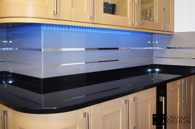 Mirror Stripe Glass Splashback Modern Kitchen Hertfordshire By