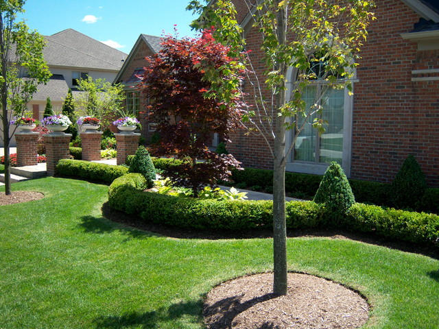 Formal Landscapes Traditional Garden Detroit By Paul Marcial Landscapes Houzz Uk