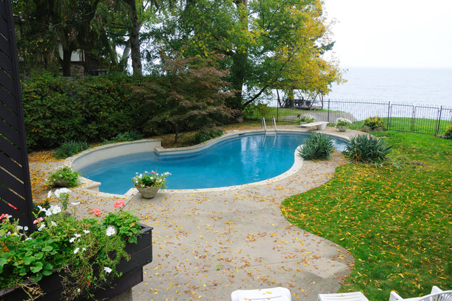 Custom Concrete Pools Eklektisch Pools Toronto Von User Houzz