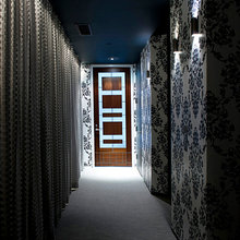 Black&Gold hallways