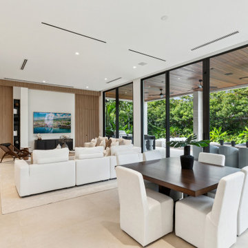 Contemporary Home - 11