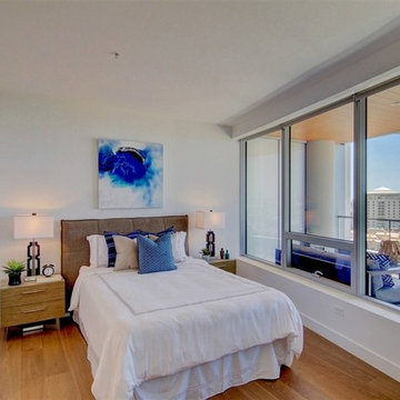 Pacific Gate | Contemporary