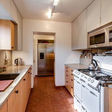 1907 Lucile Ave. All Spaces