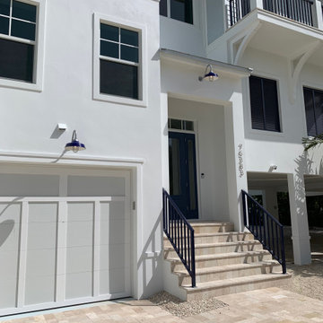 Florida Keys Home Features Vintage-Inspired Gooseneck Lights