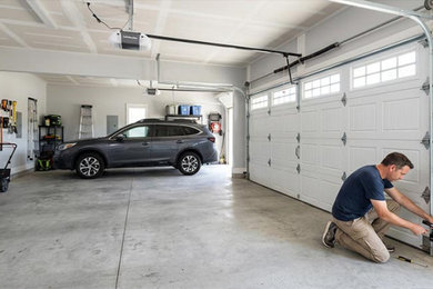 Minimalist garage photo in Atlanta