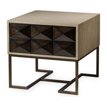 NIGHTSTANDS