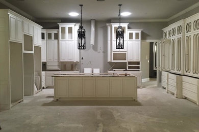 Kitchen - kitchen idea in San Diego