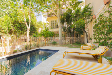 Inspiration pour une piscine méditerranéenne.