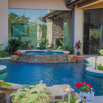 Courtyard Pool In Shavano Park (San Antonio, TX)