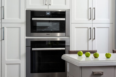 Kitchen - eclectic kitchen idea in Denver