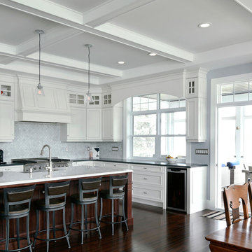 Lakefront Living