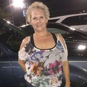 Mindy Moore's photo