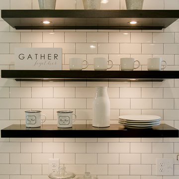 Farmhouse Chic Hits Minneapolis Suburb!!