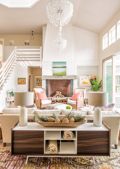 Beach Style Living Room by Nicola's Home