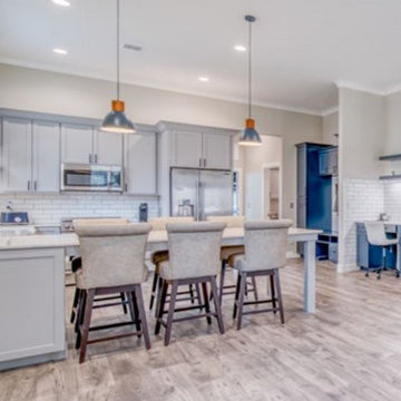 Mounds Shop Apartment