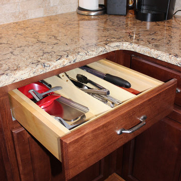 Kitchen Design: StarMark Cabinetry in Maple, Cambria Quartz Counter