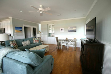 Inspiration for a living room remodel in Houston