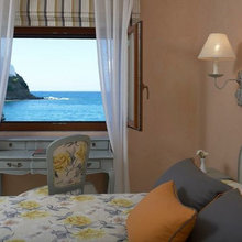Between sea and sky, summer retreat home in Chios