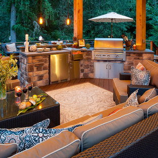 Example of a classic deck design in Portland