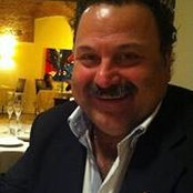 Dott Francesco Di Carlos billede