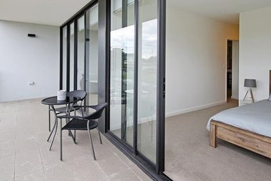 Design ideas for a contemporary balcony in Newcastle - Maitland.