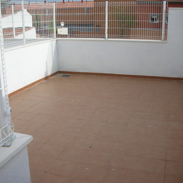 Edificio 4 apartamentos, 242,05 metros cuadrados.