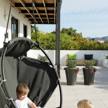 Nimano Hillside