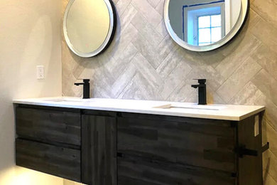 Example of a bathroom design in Seattle