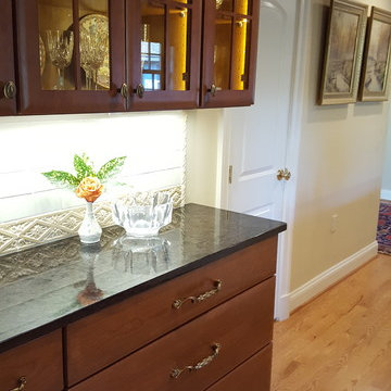 Culinary Entertaining Meets Comfortable Classic Style