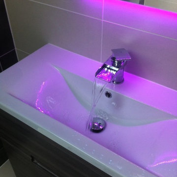 new wet room - Burton