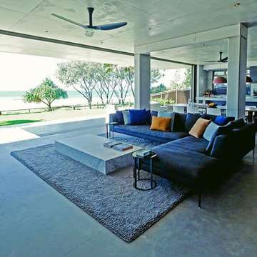 Beachside bunker home, Gold Coast