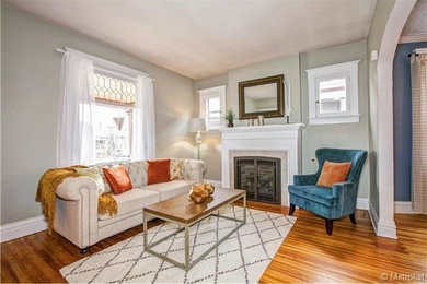 Trendy living room photo in Denver
