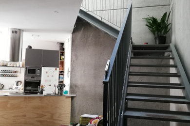 VIVIENDA UNIFAMILIAR ENTRE MEDIANERAS