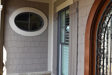 Example of a classic home design design in Atlanta
