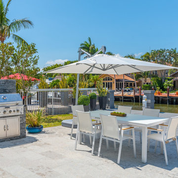 Las Olas Residence