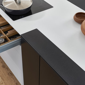 Leicht Collection 2017- BONDI | CLASSIC-FS. Timelessly elegant black and white