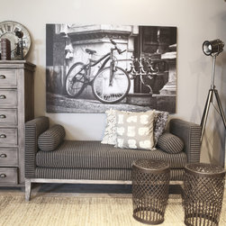 Couches and Sectionals - Products