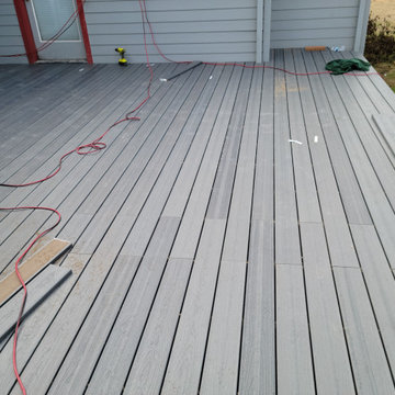 Medium sized deck