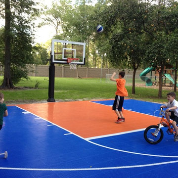 Eduardo R's Pro Dunk Gold Basketball System on a 30x26 in Longwood, FL