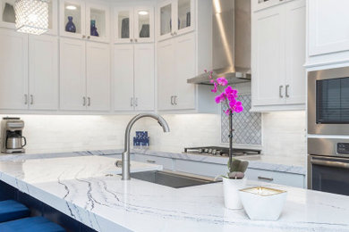Kitchen photo in Dallas
