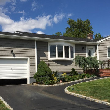 Massapequa Siding - Storm Shakes with Bow Window and Black Roof