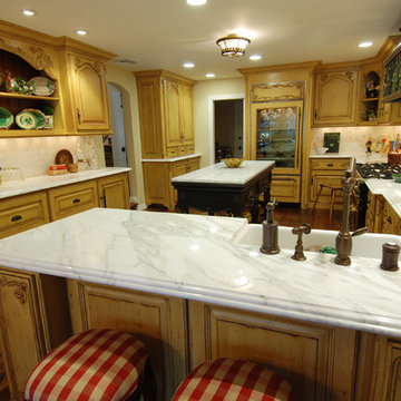 Custom Kitchen Designs