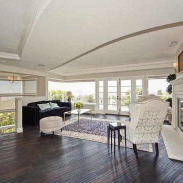 Contemporary-Traditional Interpretation Home
