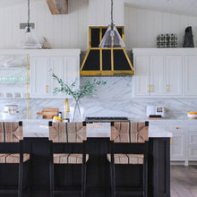 Ceiling & cabinet angles