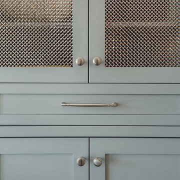 Transitional Cabinetry in Beach Park
