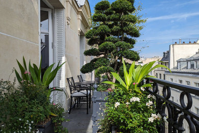 Aménagement d'un balcon classique.