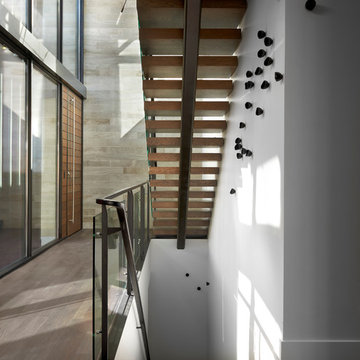 Entry Foyer & Stair