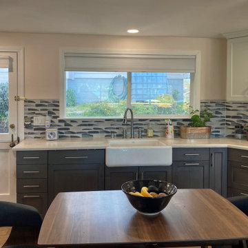 Gray / Black kitchens - several examples