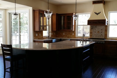 Kitchen Flooring / Countertops